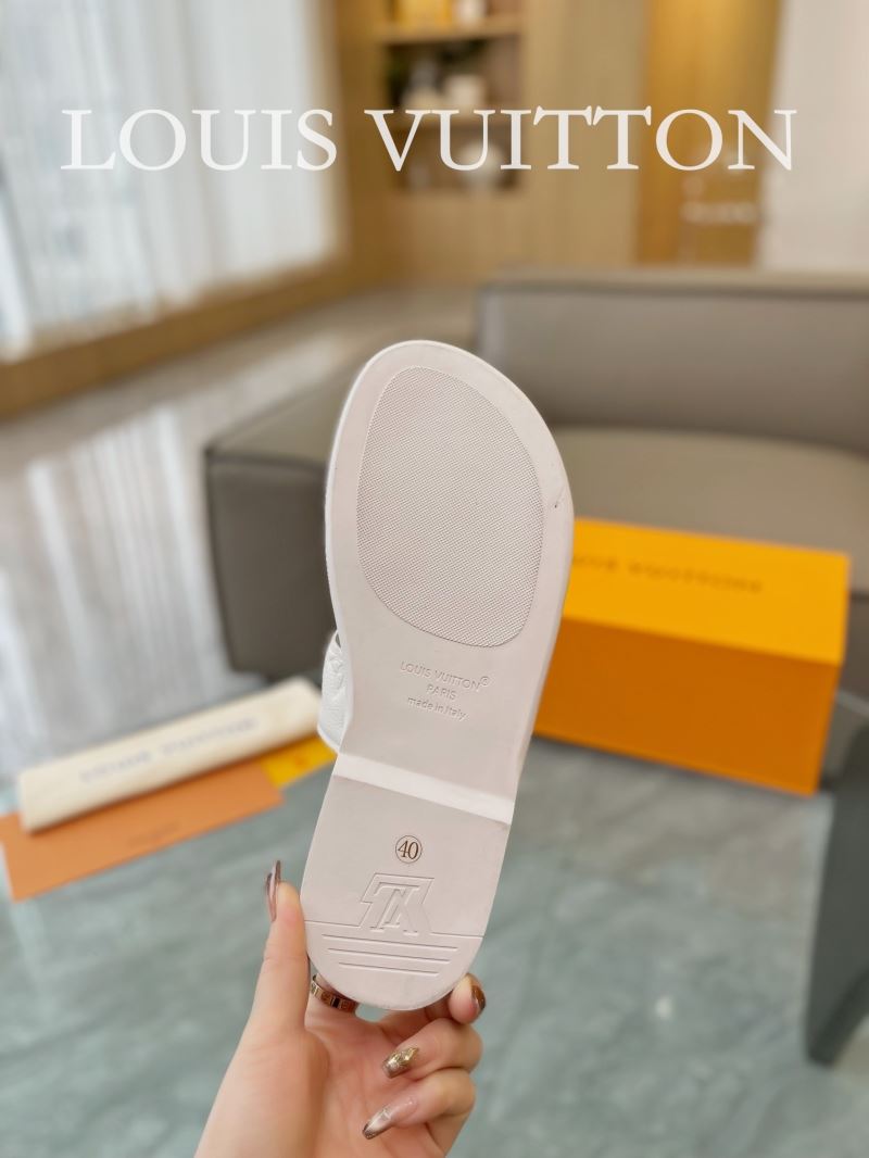 Louis Vuitton Slippers